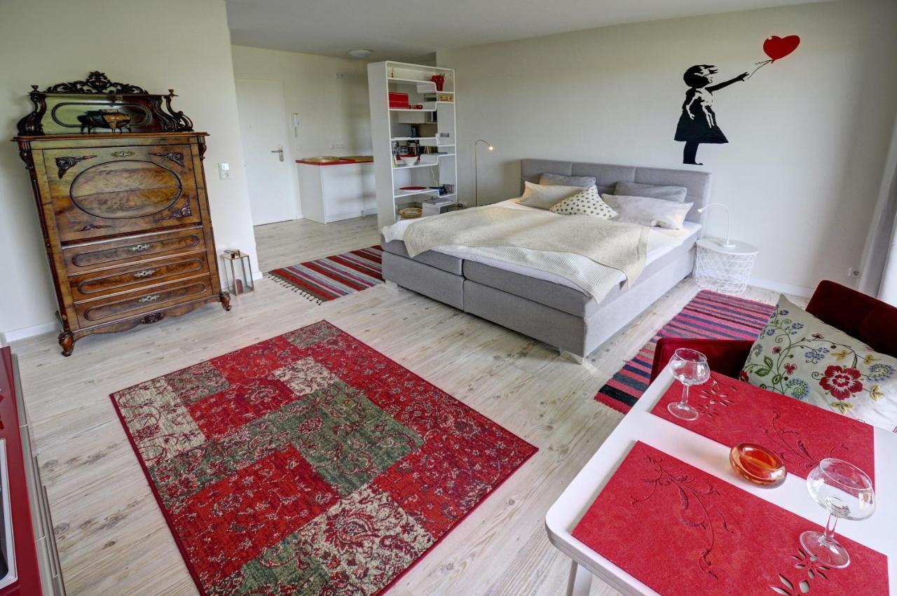 Fewo1846 - Flensview - Komfortables Studioapartment Mit Balkon Und Hafenblick Flensburg Kültér fotó