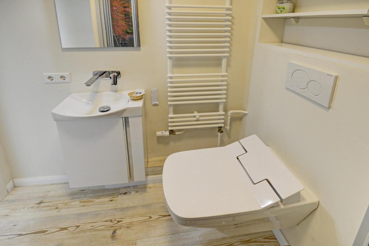 Fewo1846 - Flensview - Komfortables Studioapartment Mit Balkon Und Hafenblick Flensburg Kültér fotó